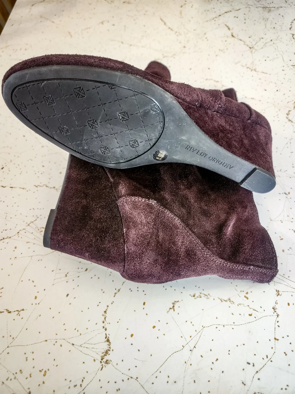 Antonio Melani Burgundy Suede Wedge Booties Size 8.5 Leather Ankle Boots